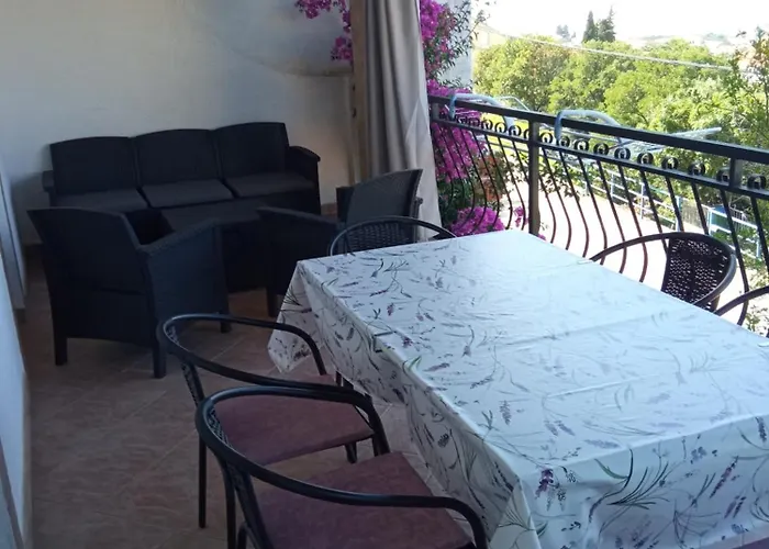 Apartmani Marina